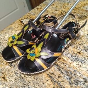 L’Artiste Spring Step Poolside Flower Leather Wedge Sandals Women's Size 40 US 8